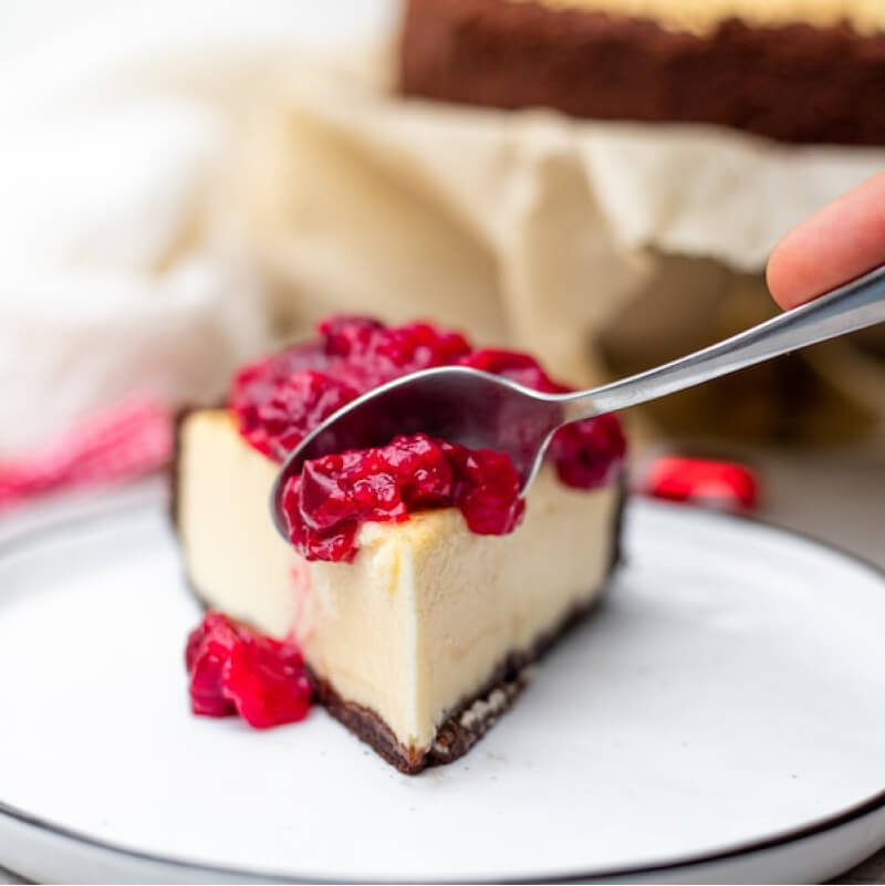 Cheesecake with Berry Topping